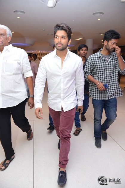Sarrainodu-Movie-Success-Meet